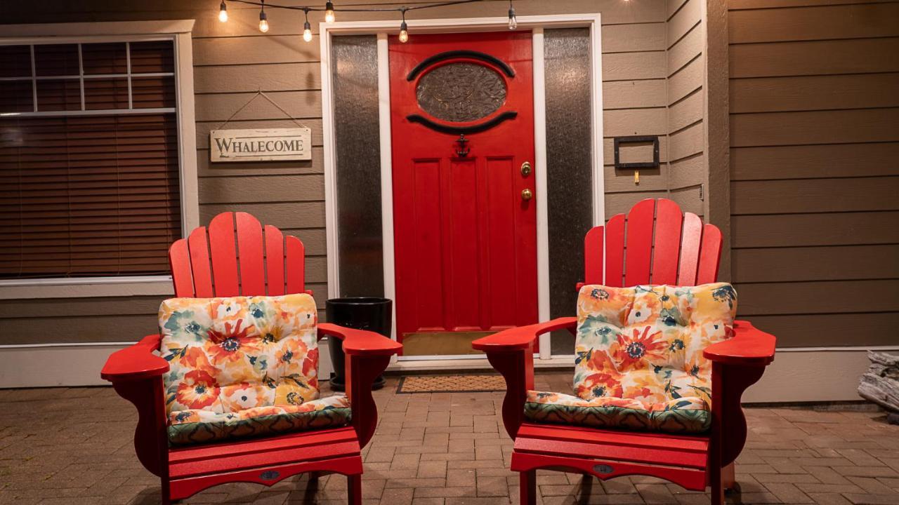 Wild Pacific Guest Suites Юклулет Экстерьер фото